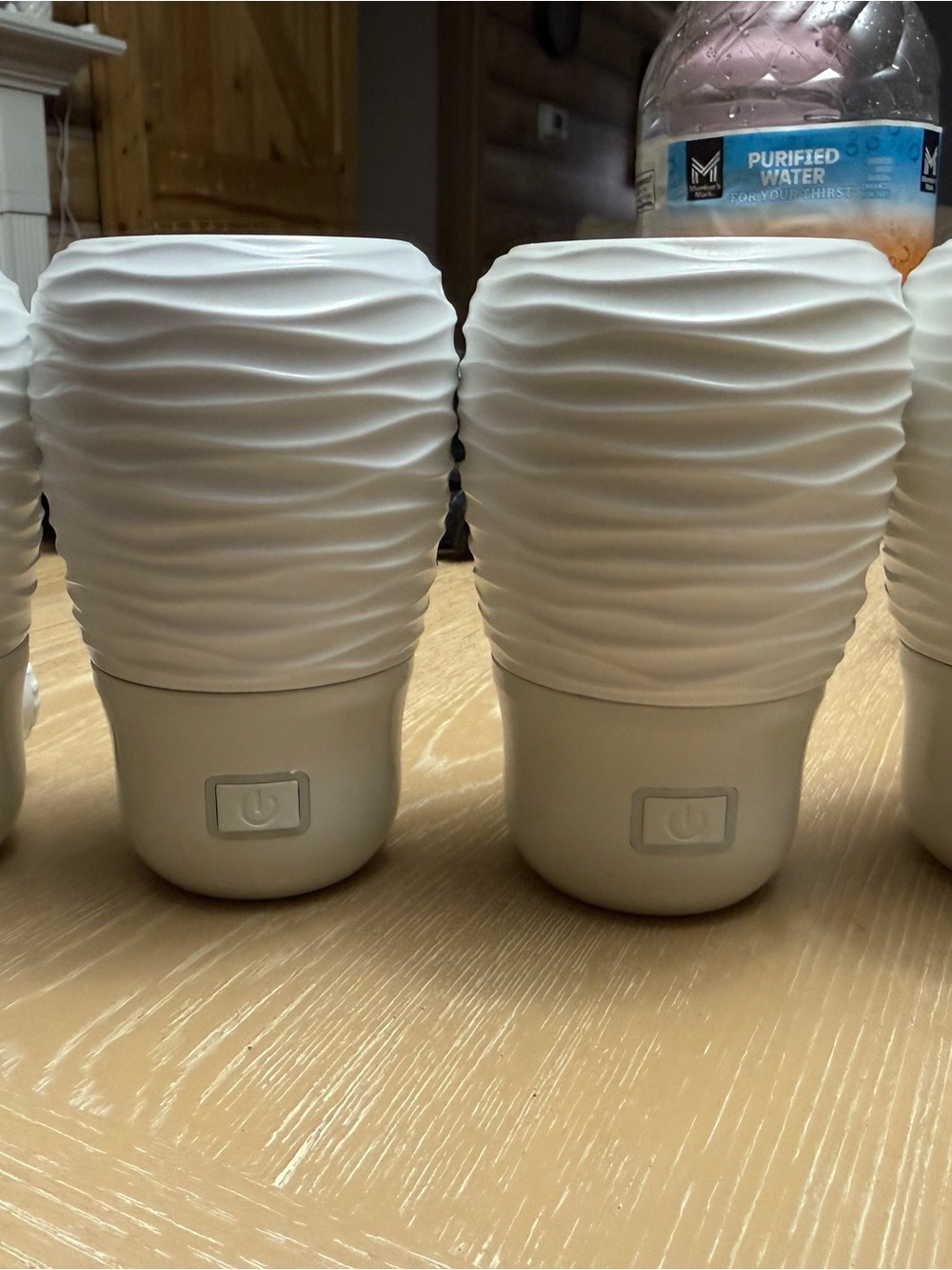 Scentsy White Textured Air Mini’s- 4